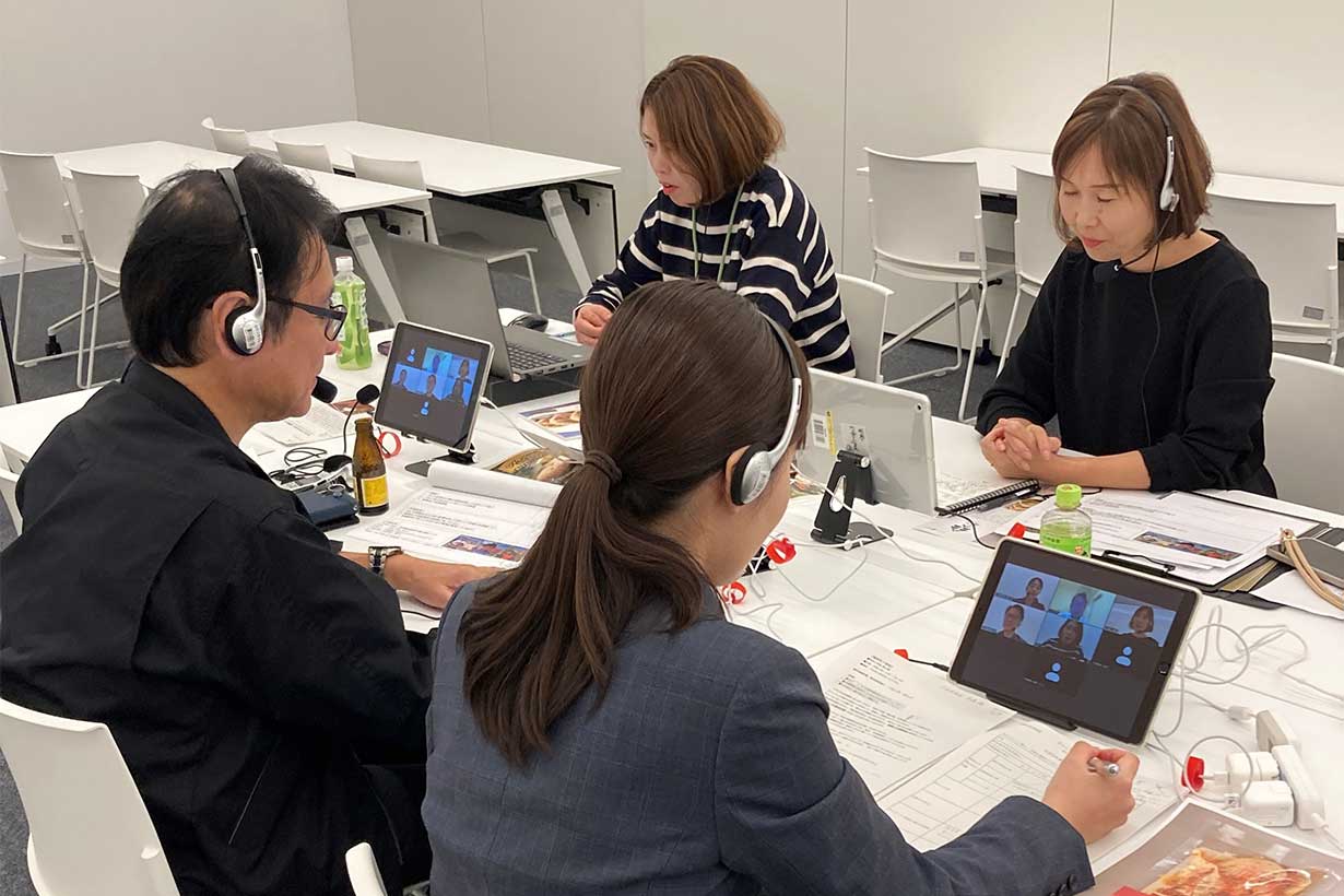 各企業がオンラインにて参加(令和5年度開催時)