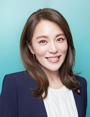 大臣政務官 今井 絵理子(いまい えりこ)の写真